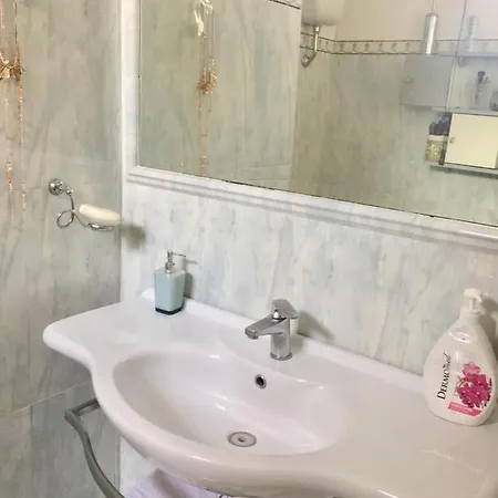 Beautiful Beb Nápoles